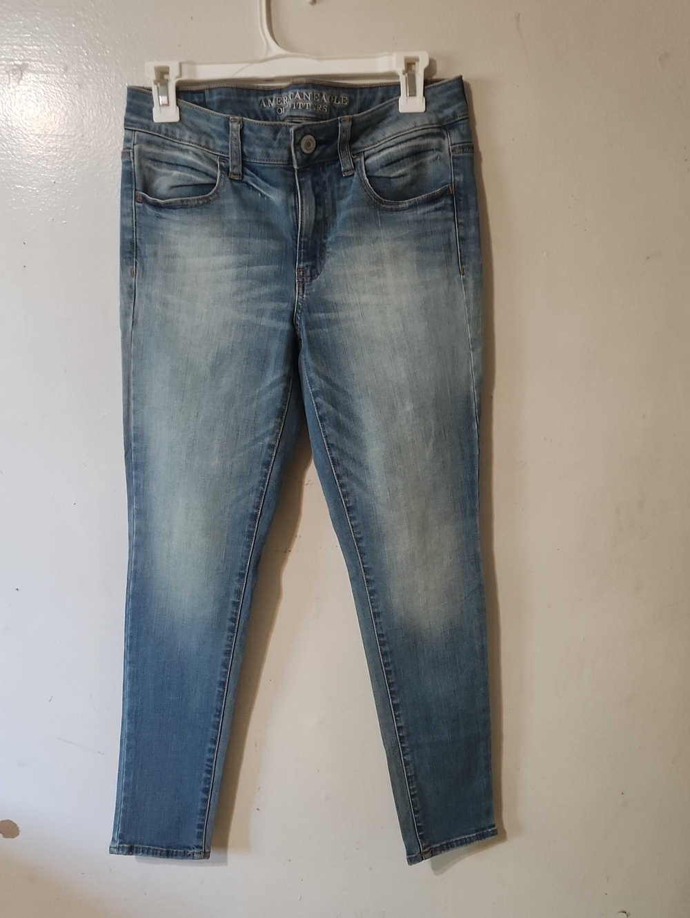 American Eagle Outfitters Light Wash Women's Skinny Jeans